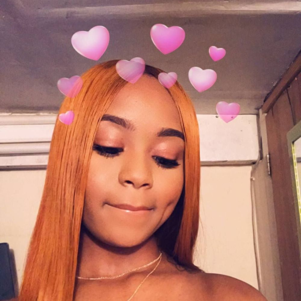 Meet your Posher, Veronica